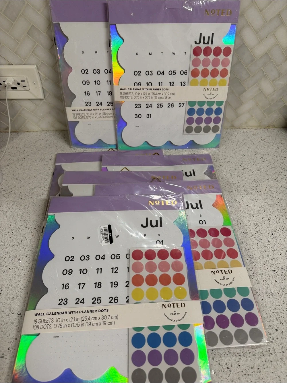 7 Noted 2021 Calendar & Planner Dotsw